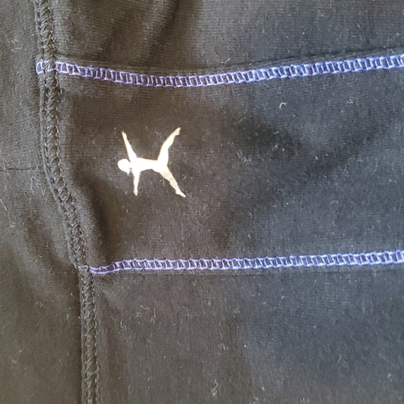 Danskin capri leggings. Size 12-14. Worn once. - Picture 5 of 5